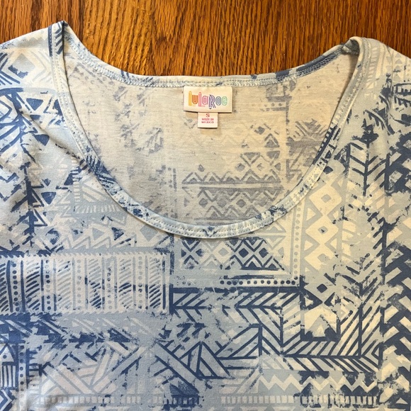 LuLaRoe Morgan Top - Picture 3 of 3